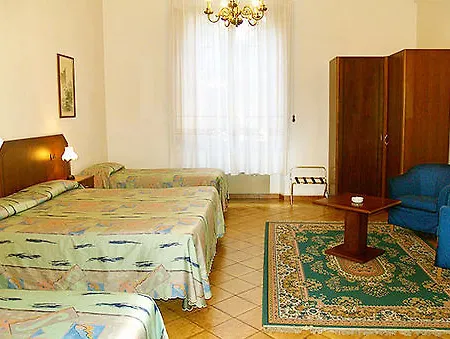 Roma 3*