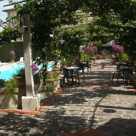 Roma Hotel